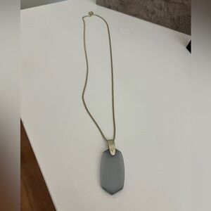 Kendra Scott necklace